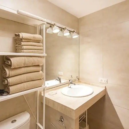 Lejlighed Three-bedroom In *